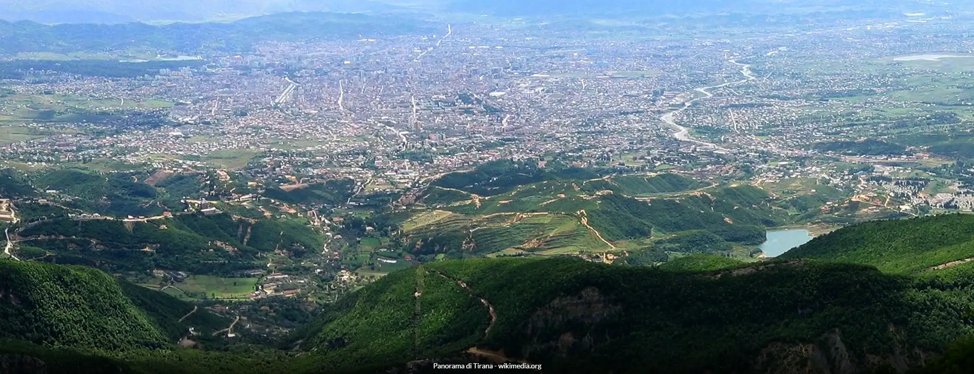 Panorama della città di Tirana - Albania